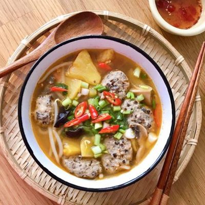 canh chua mọc